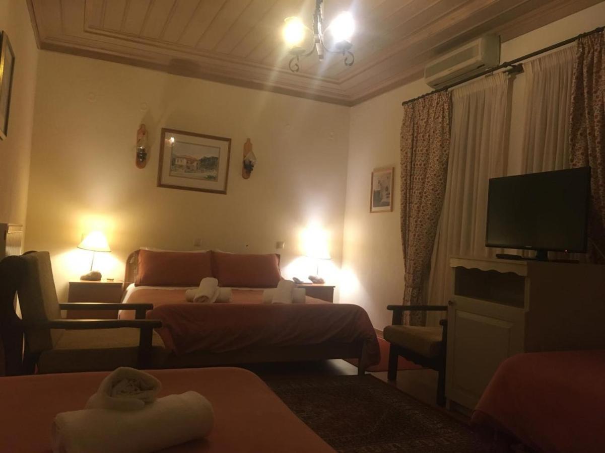 Bourazani Wild Life Resort Konitsa Room photo